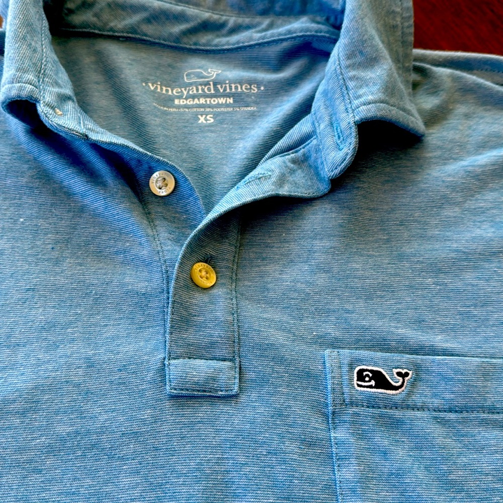 Vineyard Vines Edgartown men’s extra small golf shirt